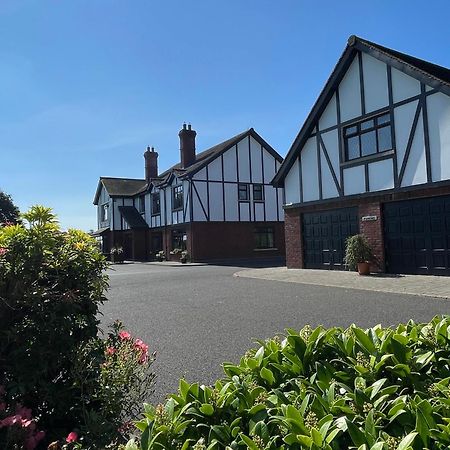 Greenfields Country House Latton 외부 사진