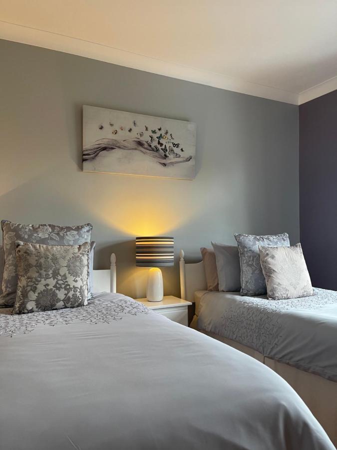 Greenfields Country House Latton 외부 사진