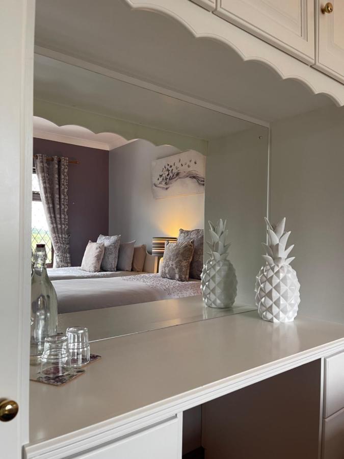Greenfields Country House Latton 외부 사진